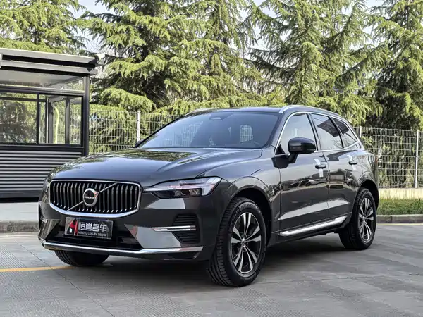 Volvo XC60 2022