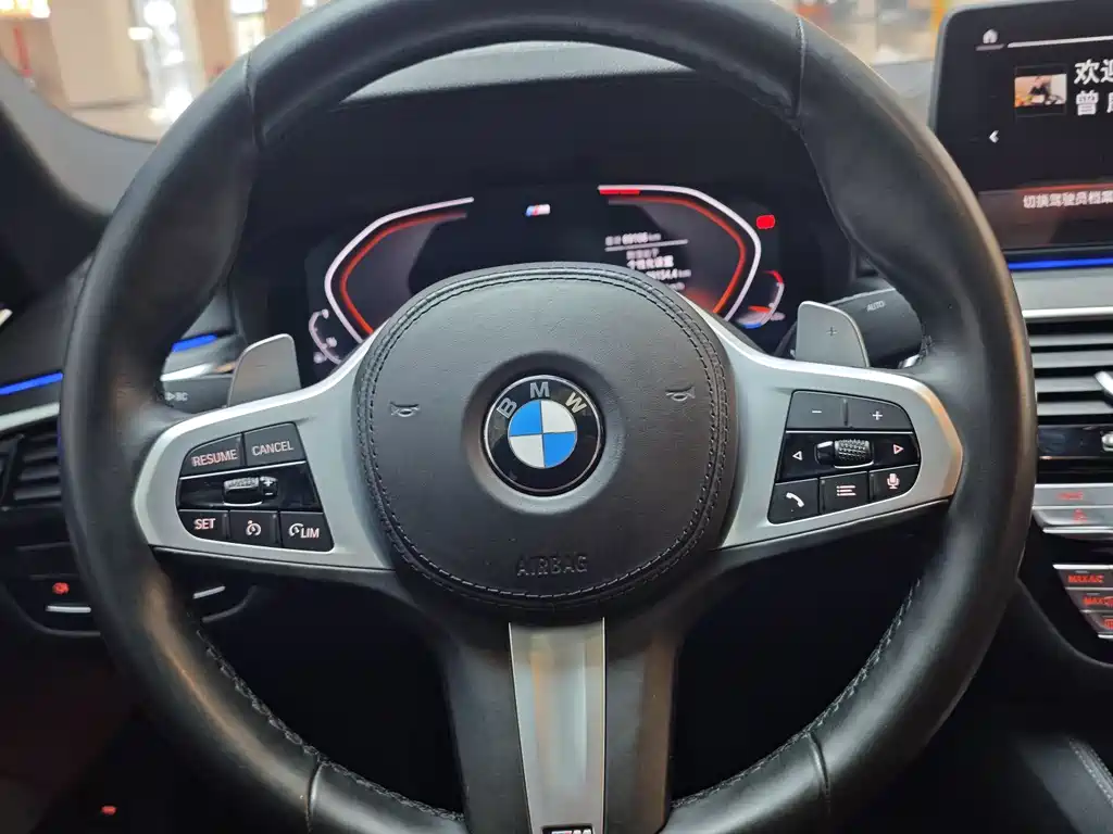 BMW 5 Series 2022 — фото 15