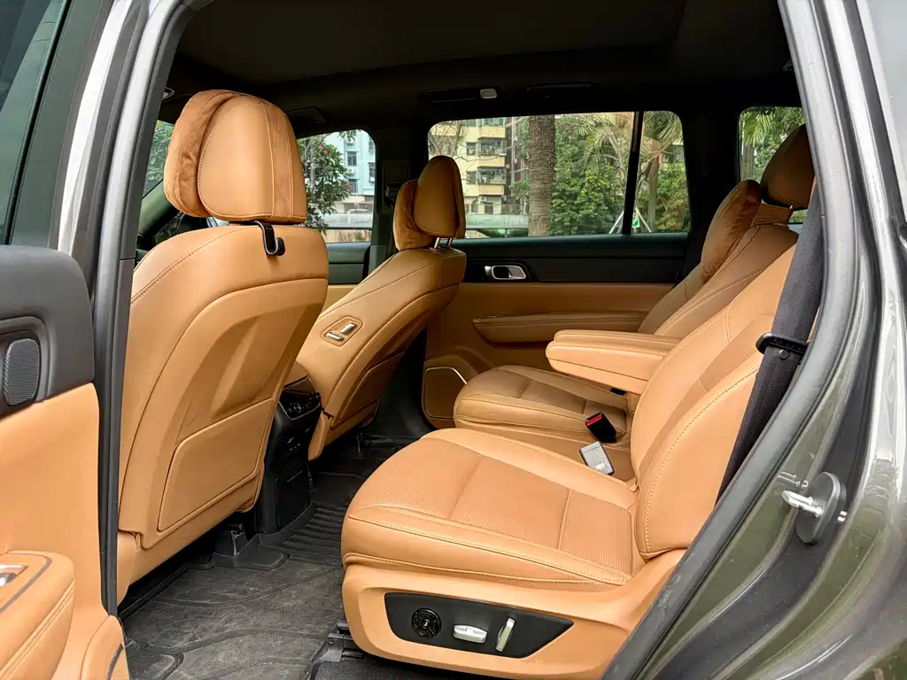 Li Auto Li ONE 2022 — фото 10