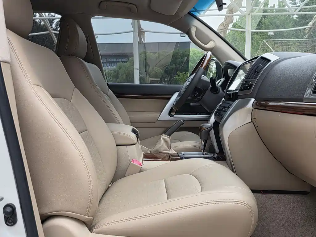 Toyota Land Cruiser 2015 — фото 13