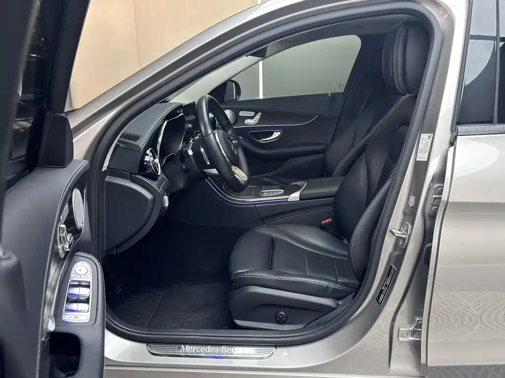 Mercedes-Benz C-Class 2020 — фото 9