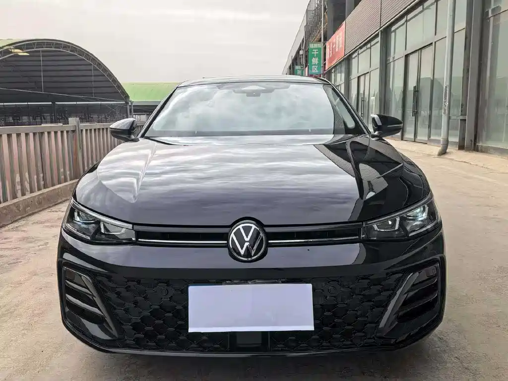 Volkswagen Passat 2024