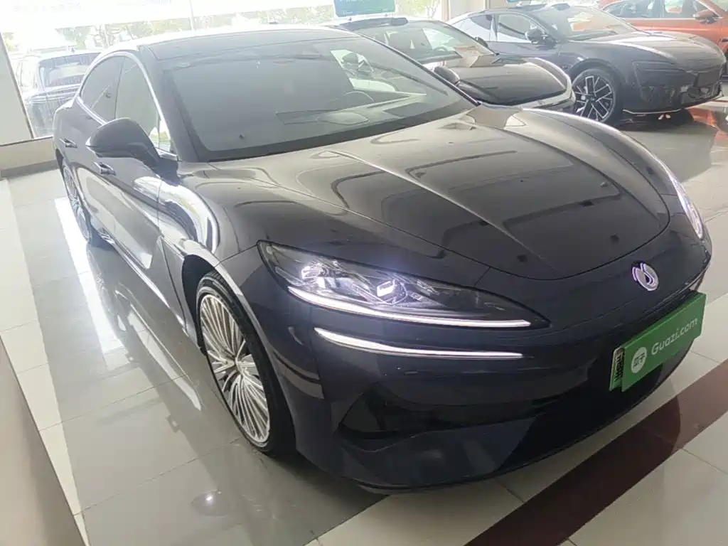 Denza Z9 2025
