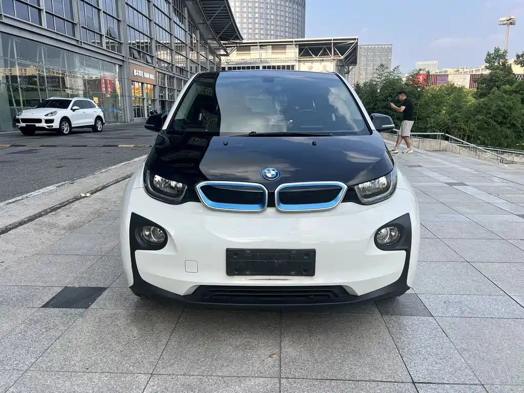 BMW i3 2017 — фото 1