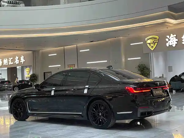 BMW 7 Series 2019