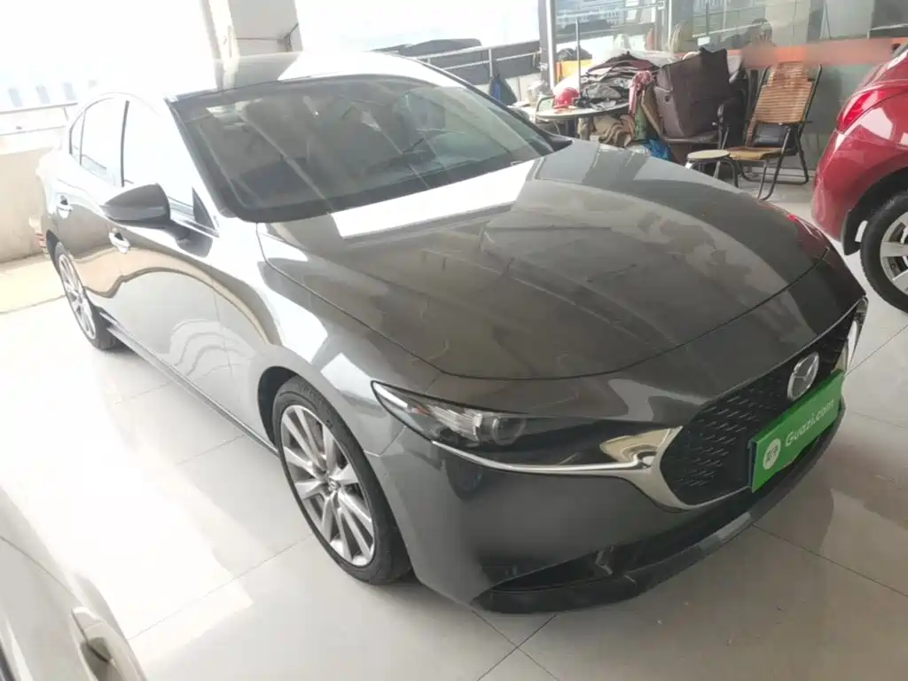 Mazda 3 Axela 2023