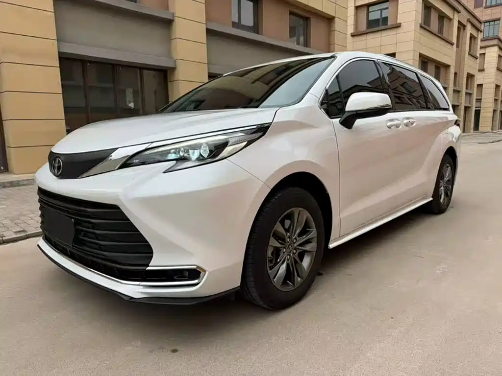 Toyota Sienna 2026