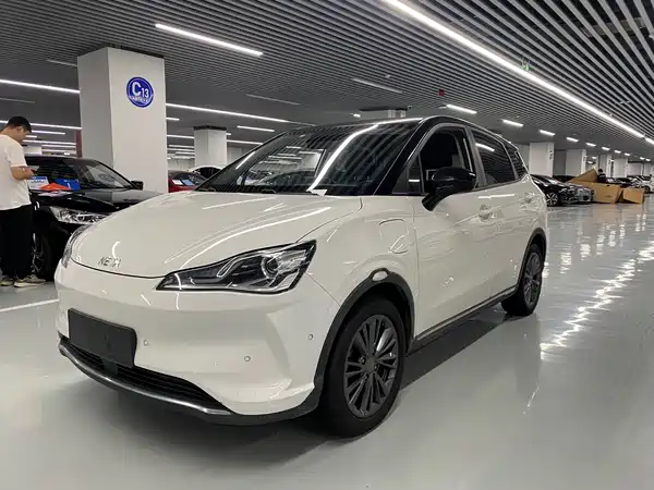 Neta V 2022