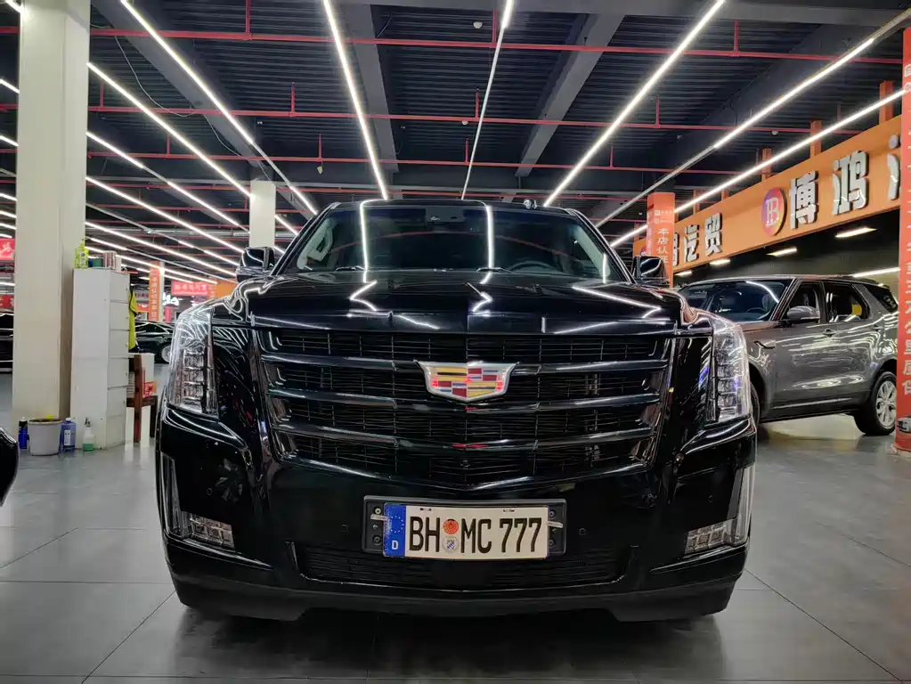 Cadillac Escalade 2017 — фото 2