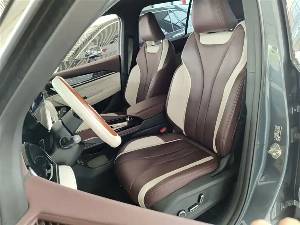 Geely Xingyue L 2023 — фото 15