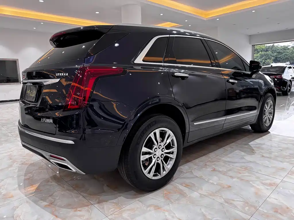 Cadillac XT5 2021 — фото 4