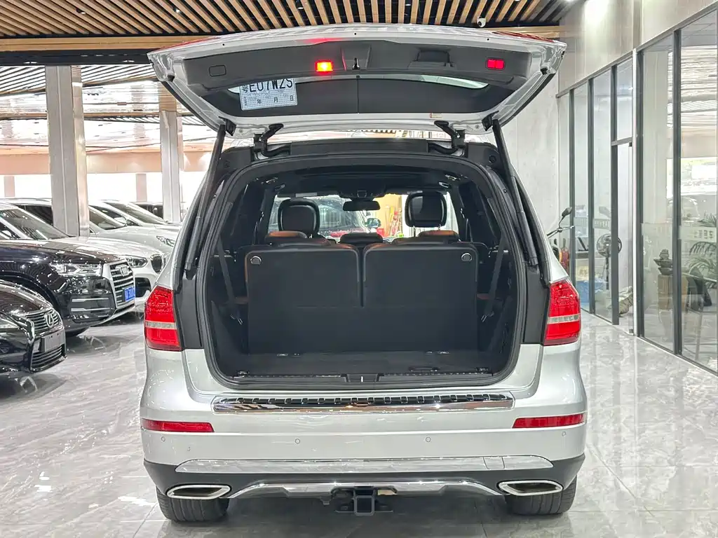 Mercedes-Benz GLS 2018 — фото 9