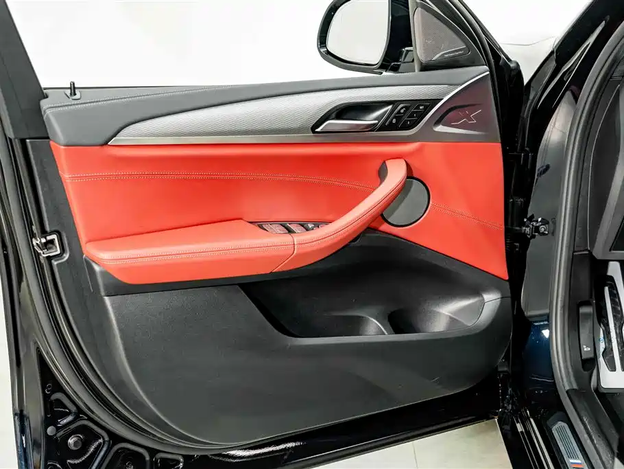 BMW X4 2021 — фото 20