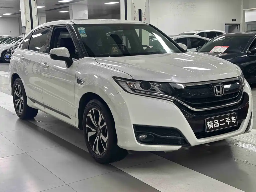 Honda UR-V 2017 — фото 2
