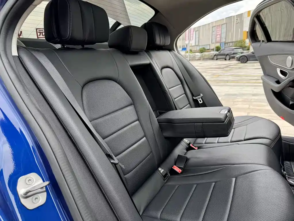 Mercedes-Benz C-Class 2019 — фото 22