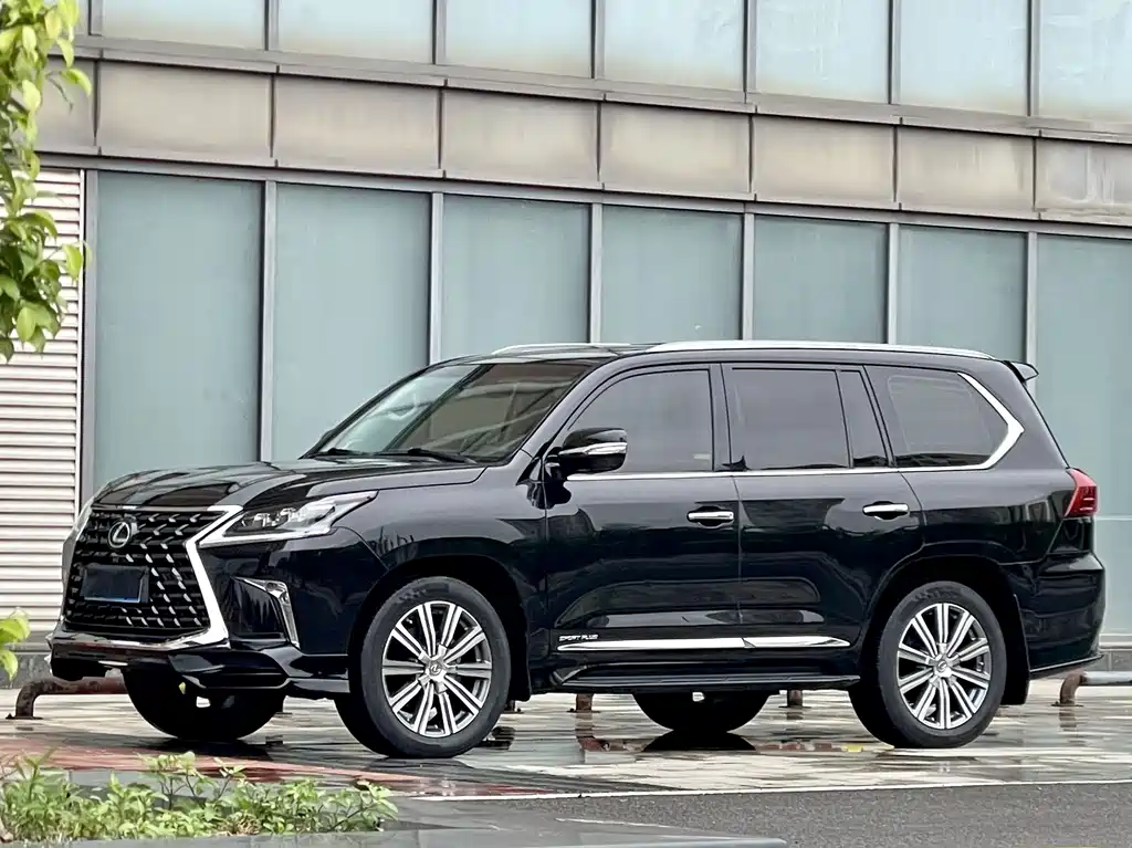 Lexus LX 2017 — фото 3