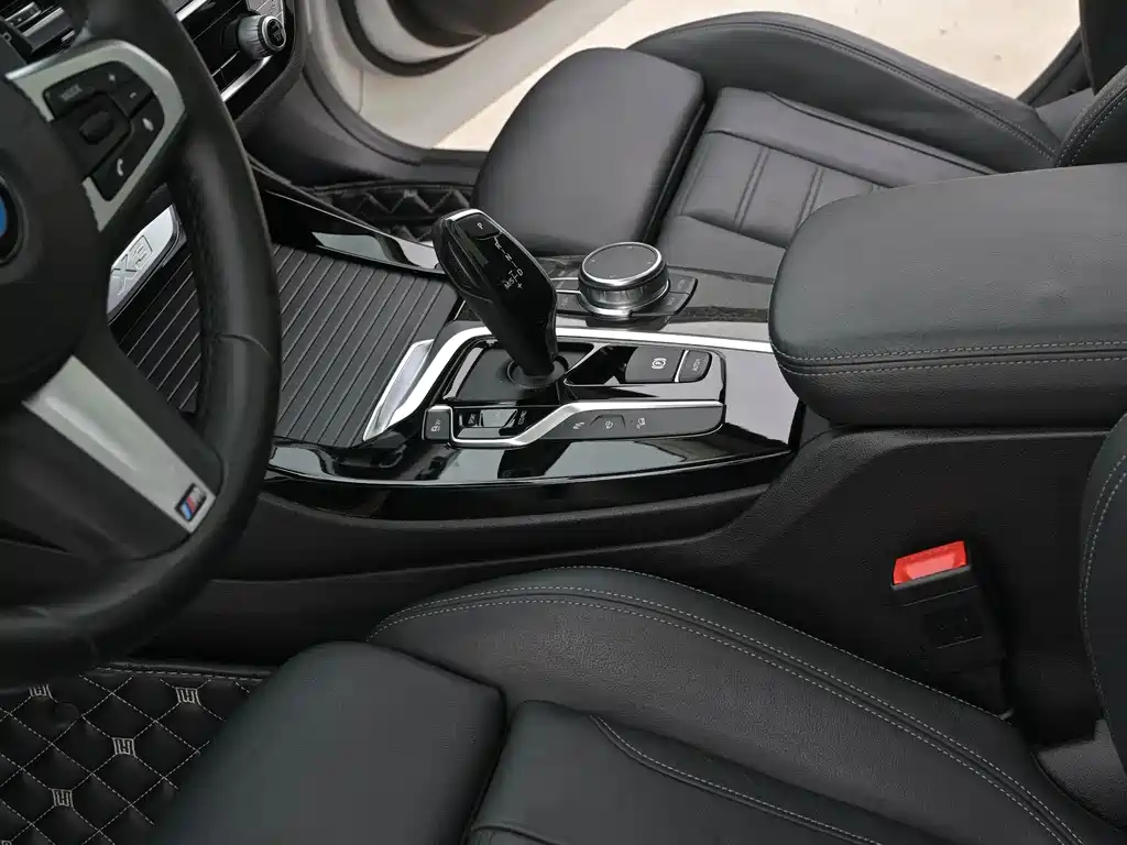 BMW X3 2018 — фото 14