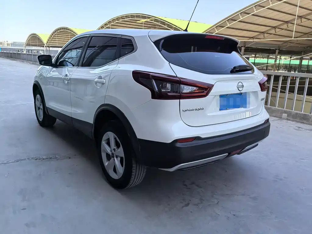 Nissan Qashqai 2023 — фото 4