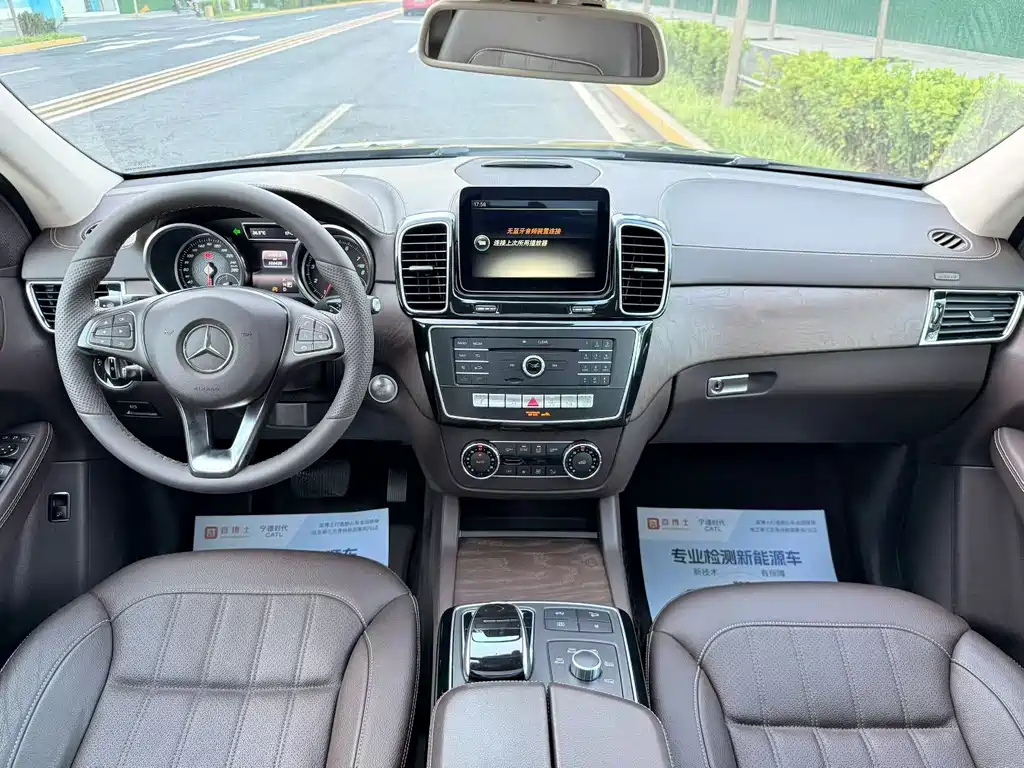 Mercedes-Benz GLE 2017 — фото 5