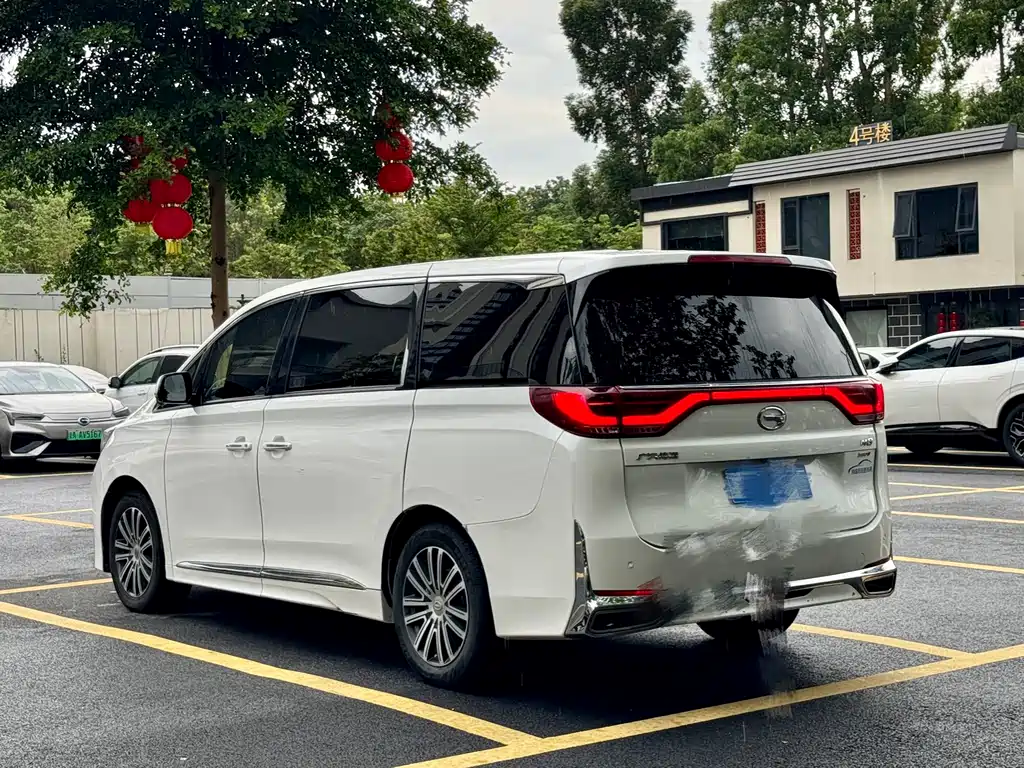 GAC Motor Trumpchi M8 2022 — фото 12