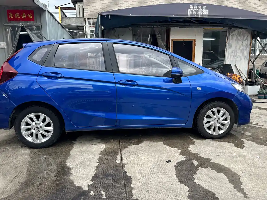 Honda Fit 2018 — фото 7