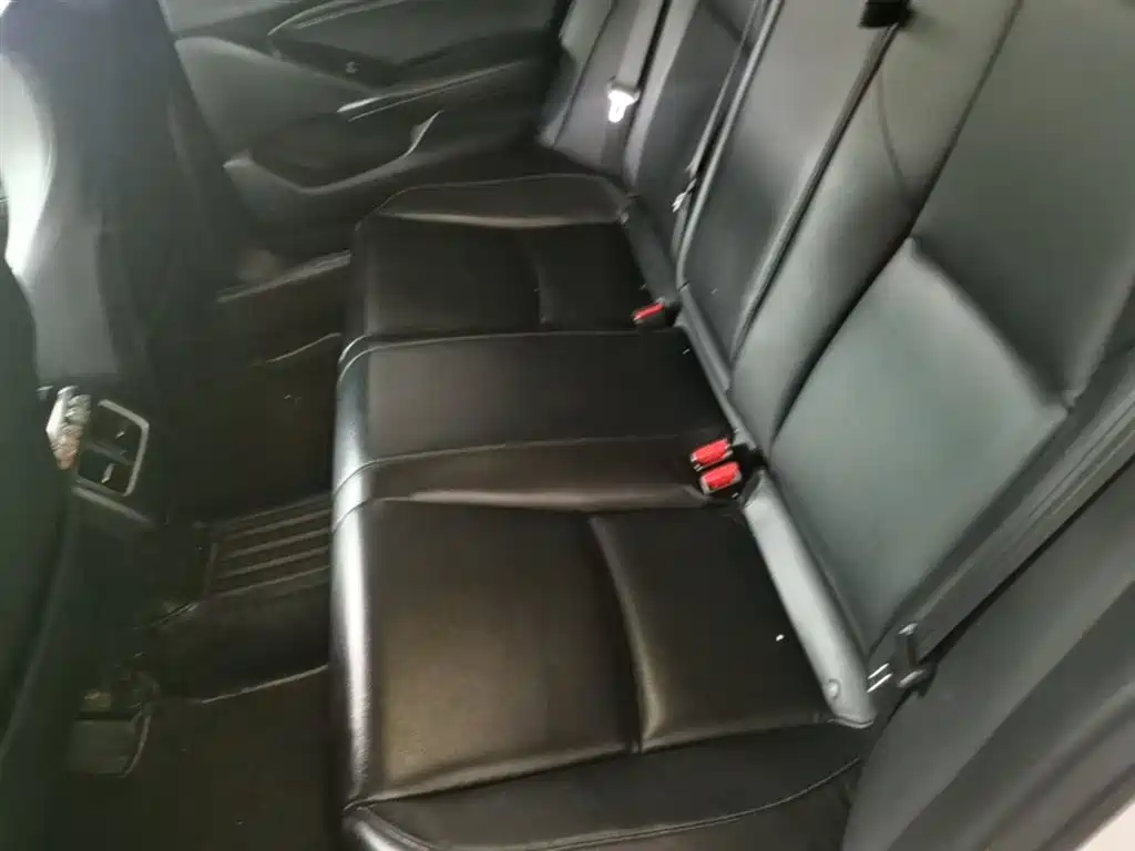 Honda Accord 2018 — фото 24