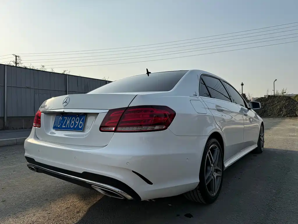 Mercedes-Benz E-Class 2014 — фото 36