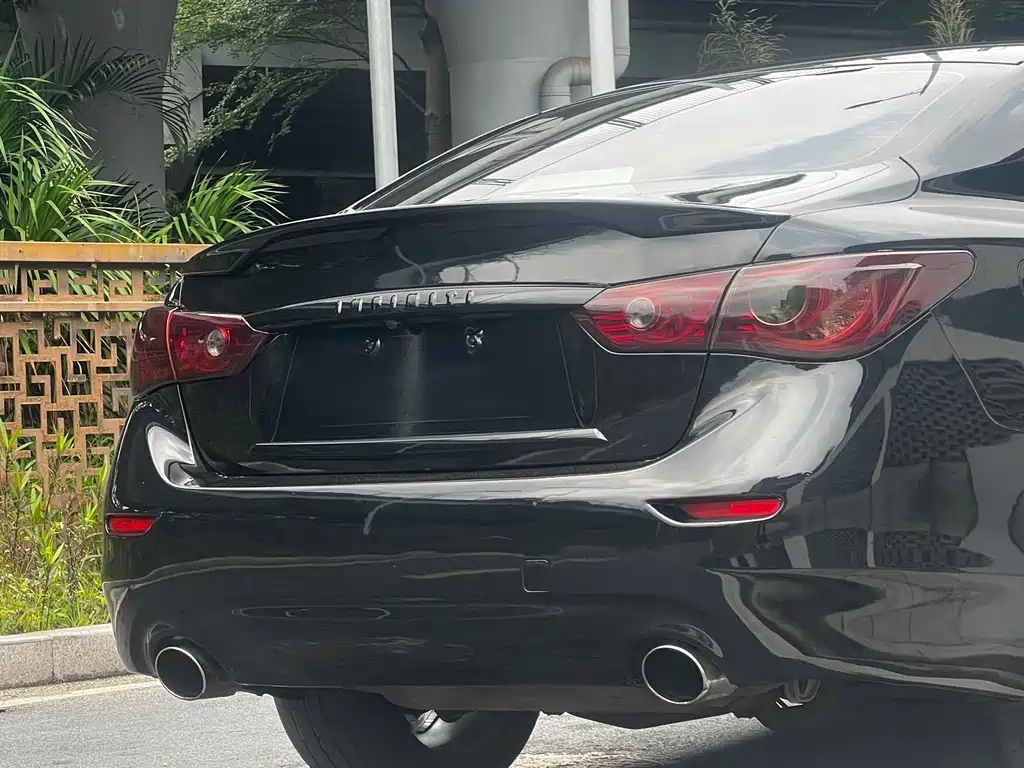 Infiniti Q50L 2015 — фото 13