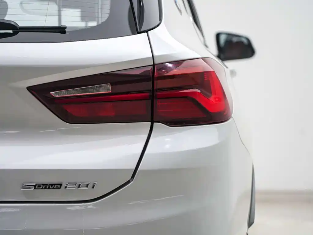 BMW X2 2021 — фото 11