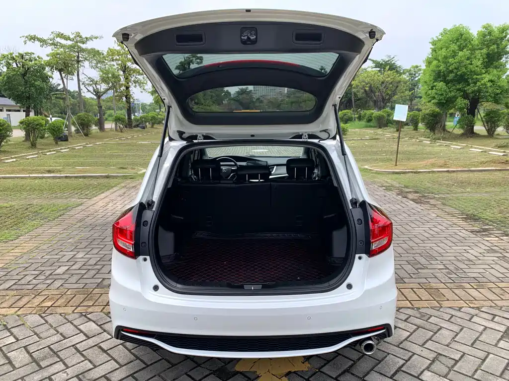 Honda Jade 2018