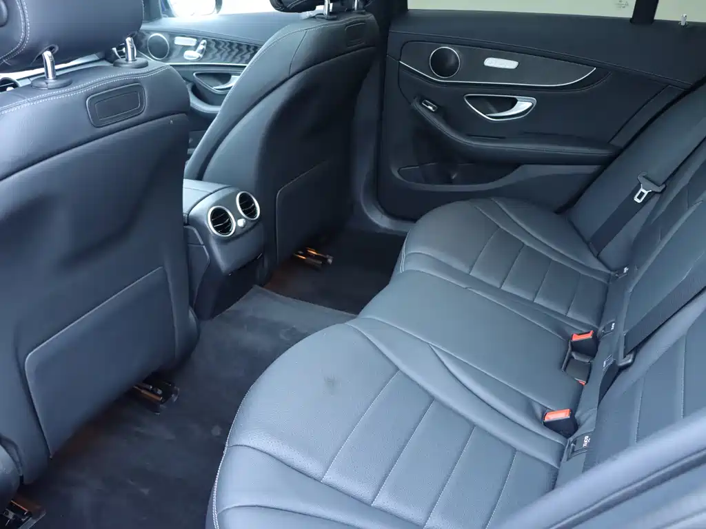 Mercedes-Benz C-Class 2018 — фото 14