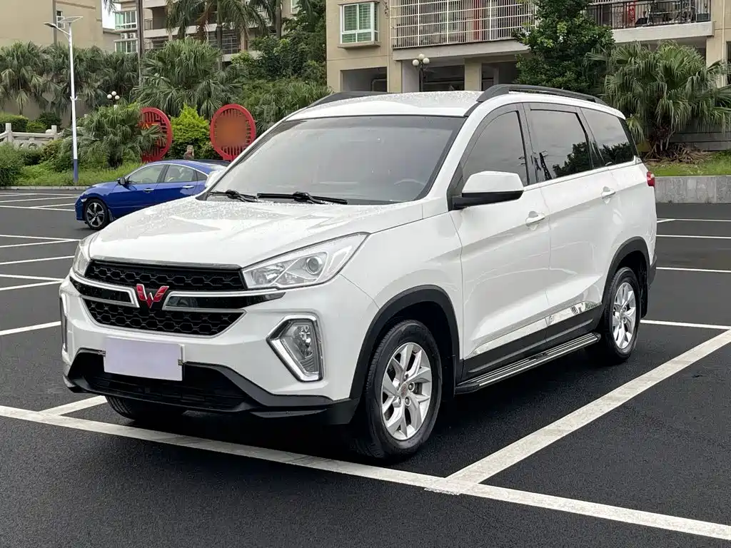 Wuling Hongguang S3 2019