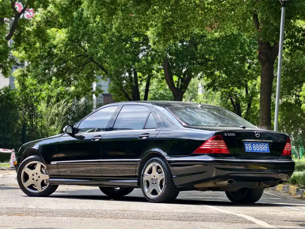 Mercedes-Benz S-Class 2006 — фото 2
