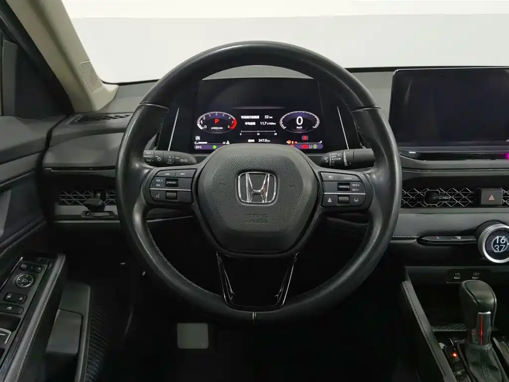 Honda Accord 2024 — фото 11