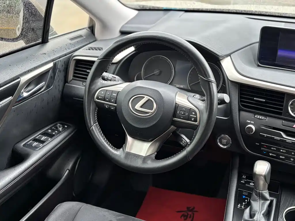 Lexus RX 2017 — фото 16