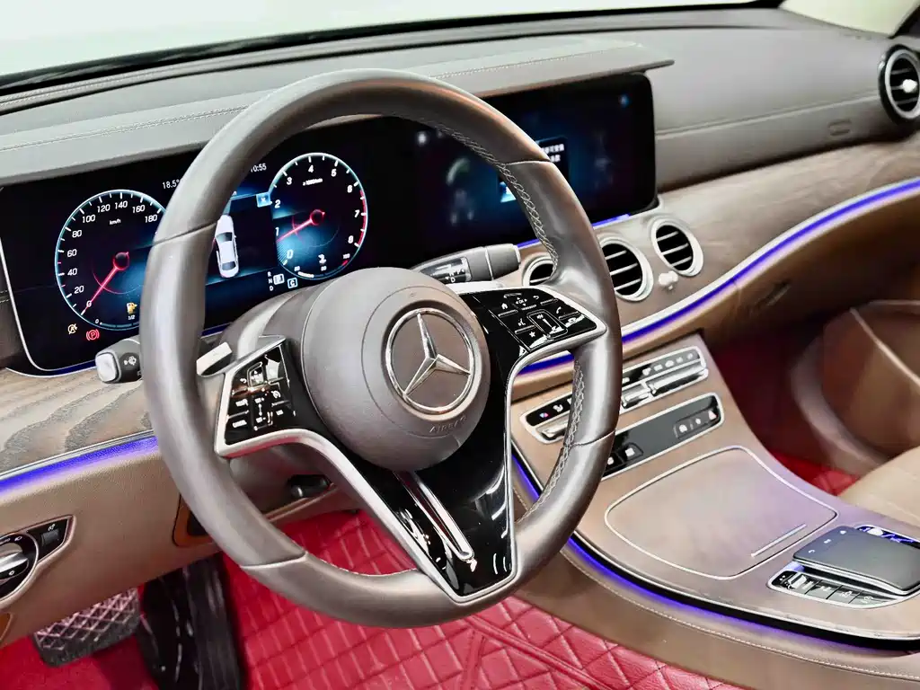 Mercedes-Benz E-Class 2022 — фото 22