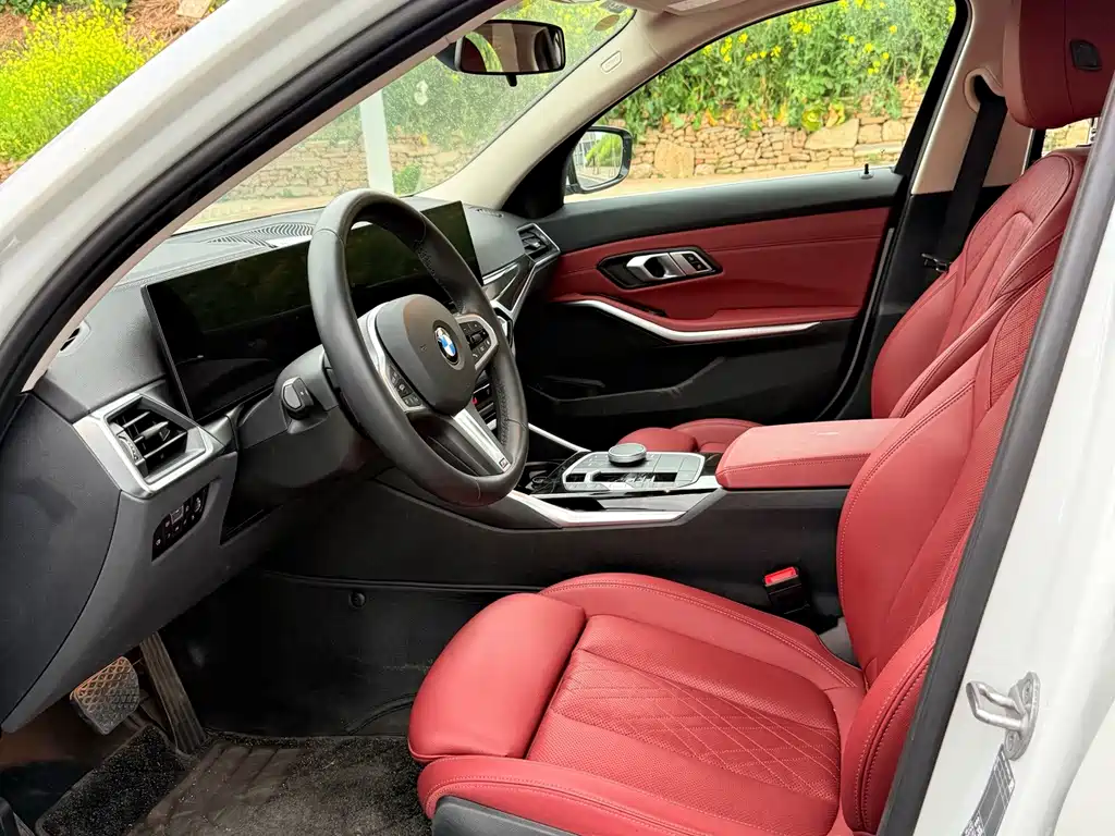 BMW 3 Series 2024