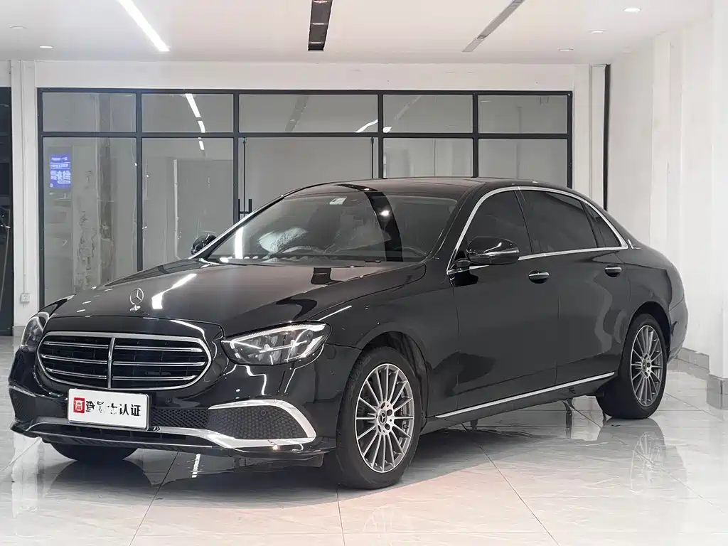 Mercedes-Benz E-Class 2022