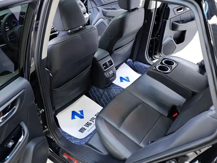 Subaru Outback 2019 — фото 31