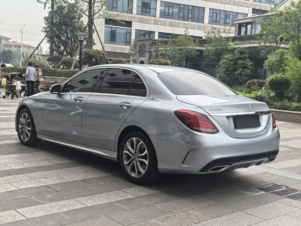 Mercedes-Benz C-Class 2019