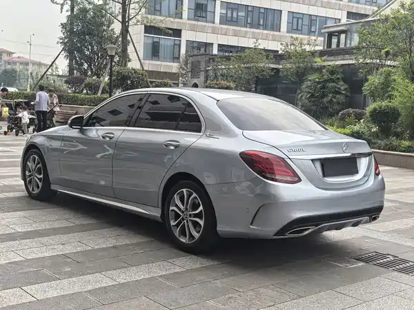 Mercedes-Benz C-Class 2019