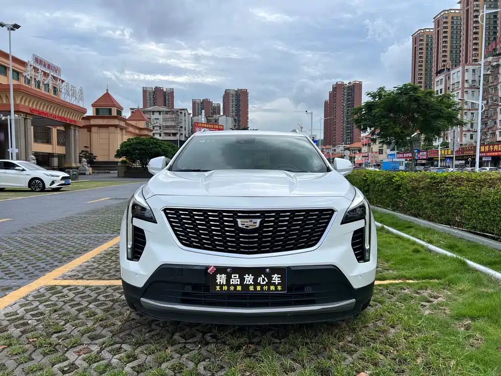 Cadillac XT4 2019 — фото 2