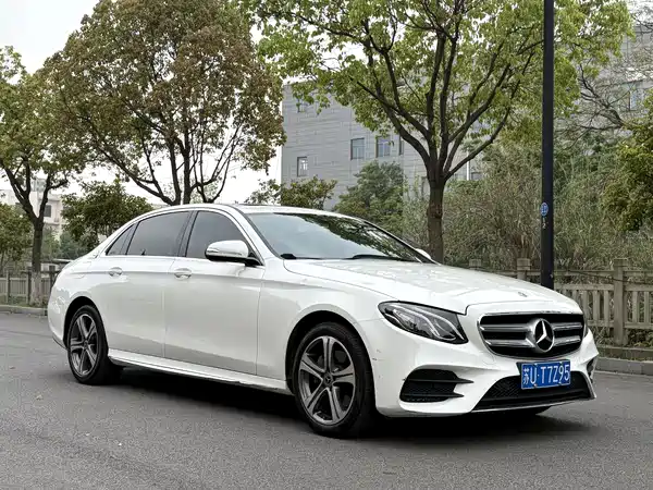 Mercedes-Benz E-Class 2016