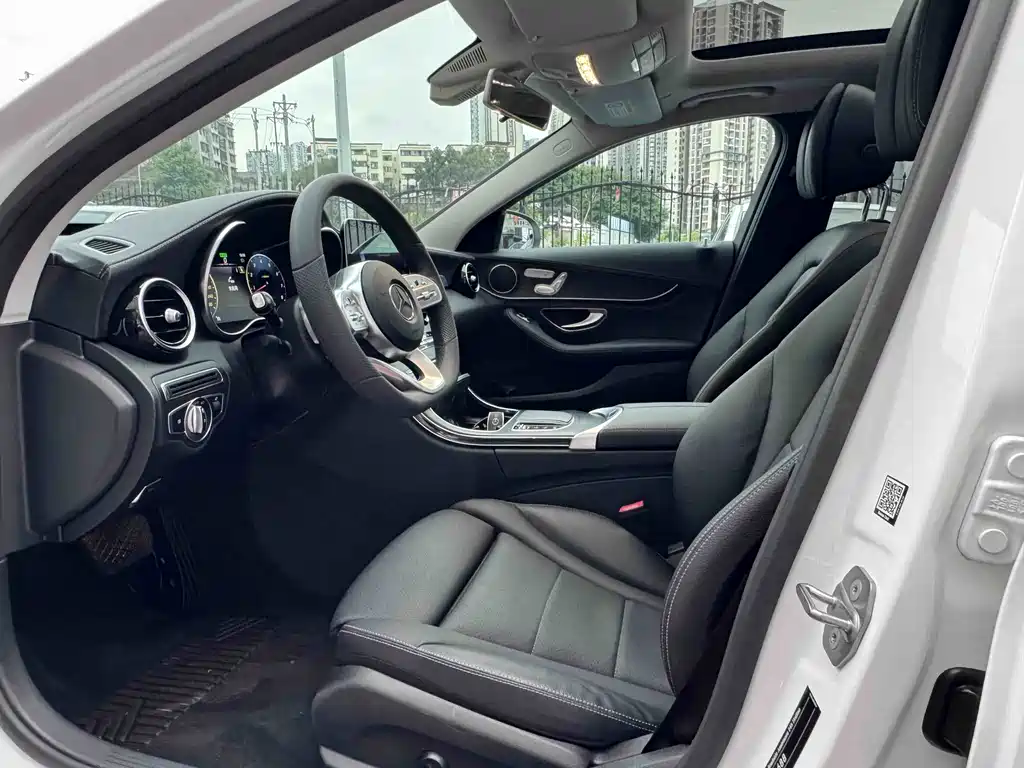 Mercedes-Benz C-Class 2019 — фото 10
