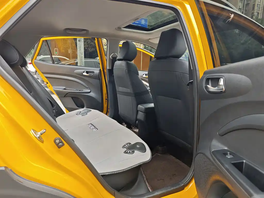 Kia KX1 2022 — фото 12