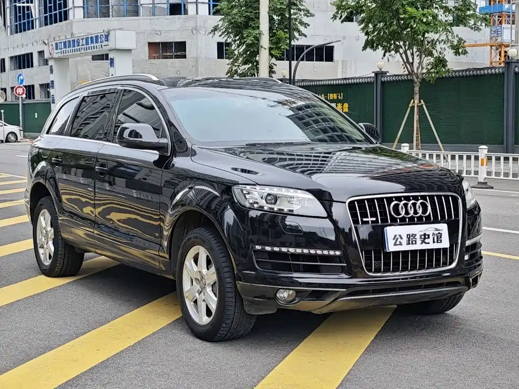 Audi Q7 2015 — фото 7