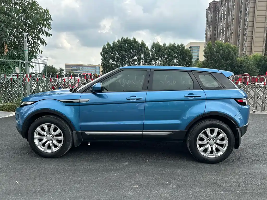 Land Rover Evoque 2015 — фото 8