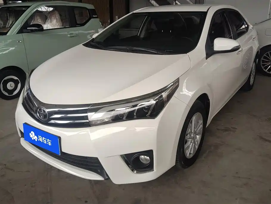 Toyota Corolla 2017 — фото 1
