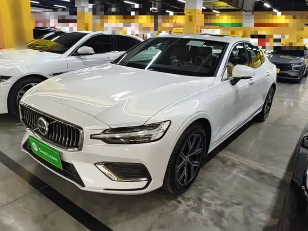 Volvo S60 2026