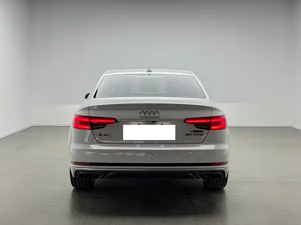 Audi A4L 2019